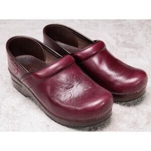 Dansko Floral Embossed Burgundy Red Leather Clogs Womens Size EU 38 US 7.5 8